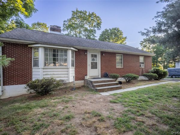 1561-1565 Route 376 , Wappingers Falls, NY 12590