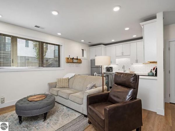 135 Eighth E, Unit 3, Traverse City, MI 49684