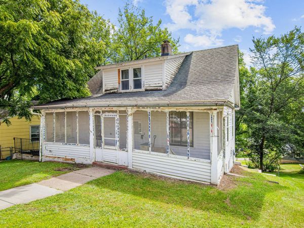 213 4TH ST W , Carver, MN 55315