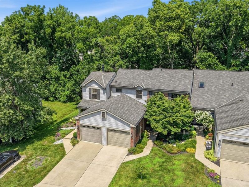 5392 Gantzfield Court, Sharonville, OH 45241 Photo 2