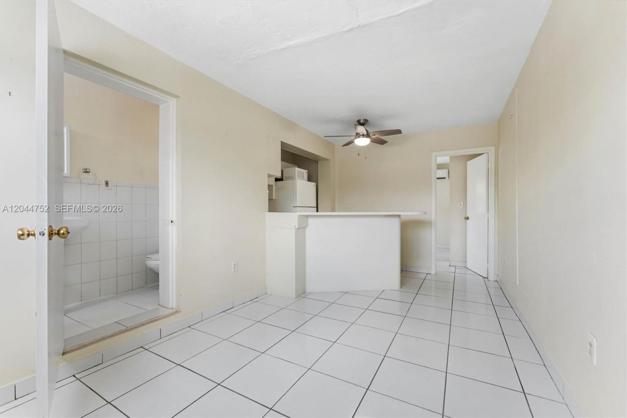7281 SW 13th Ter , Miami, FL 33144 Photo