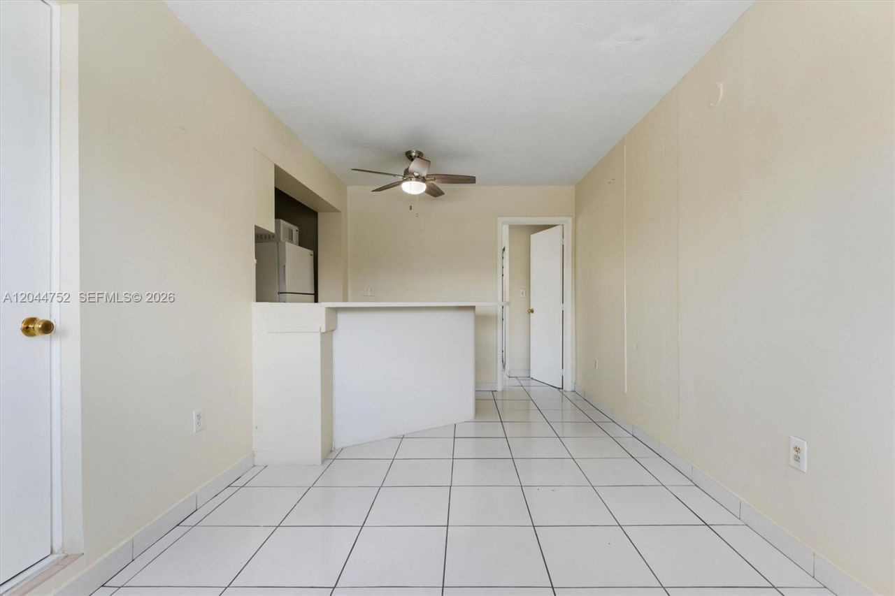 7281 SW 13th Ter , Miami, FL 33144 Photo
