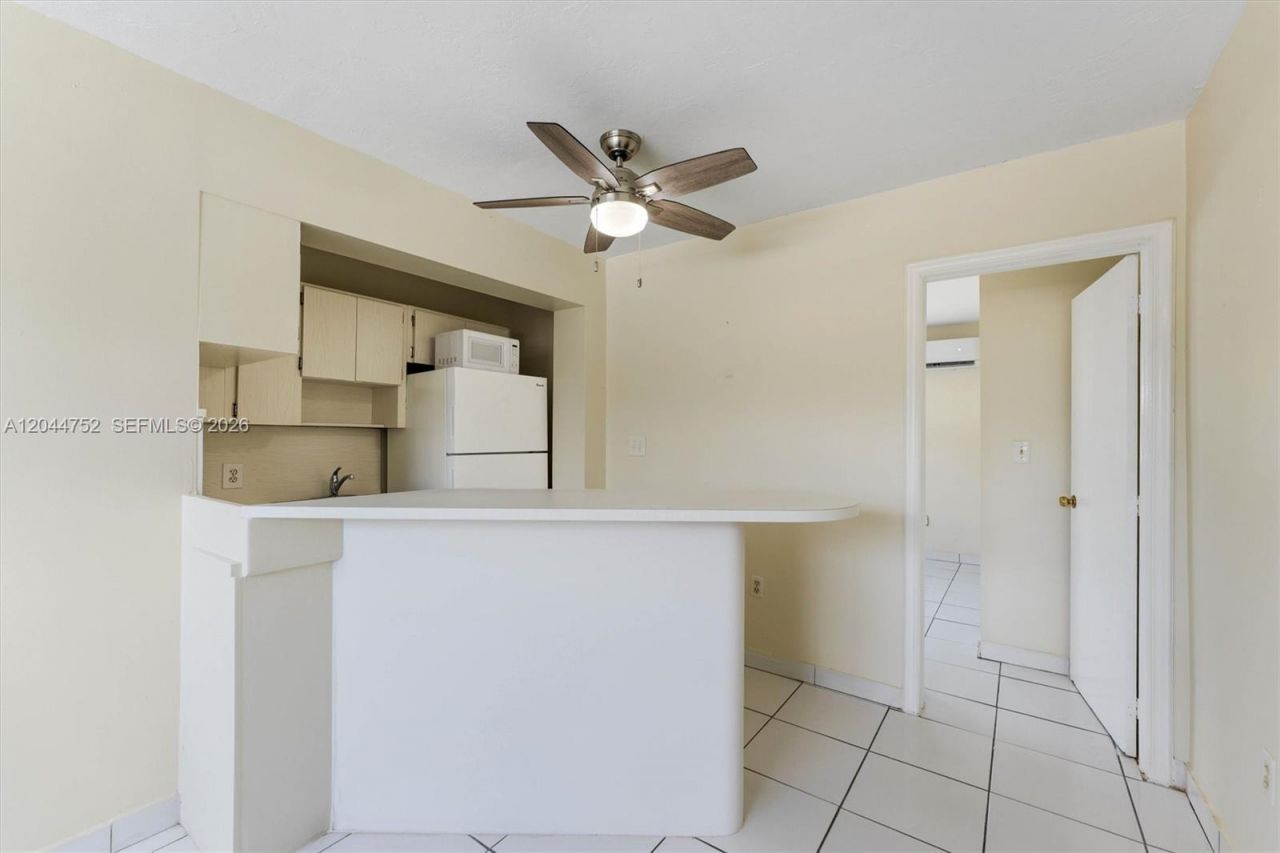 7281 SW 13th Ter , Miami, FL 33144 Photo