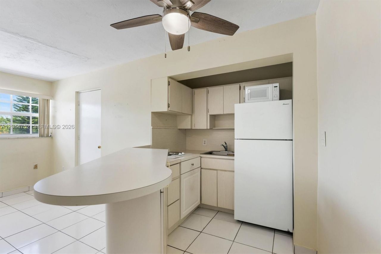 7281 SW 13th Ter , Miami, FL 33144 Photo