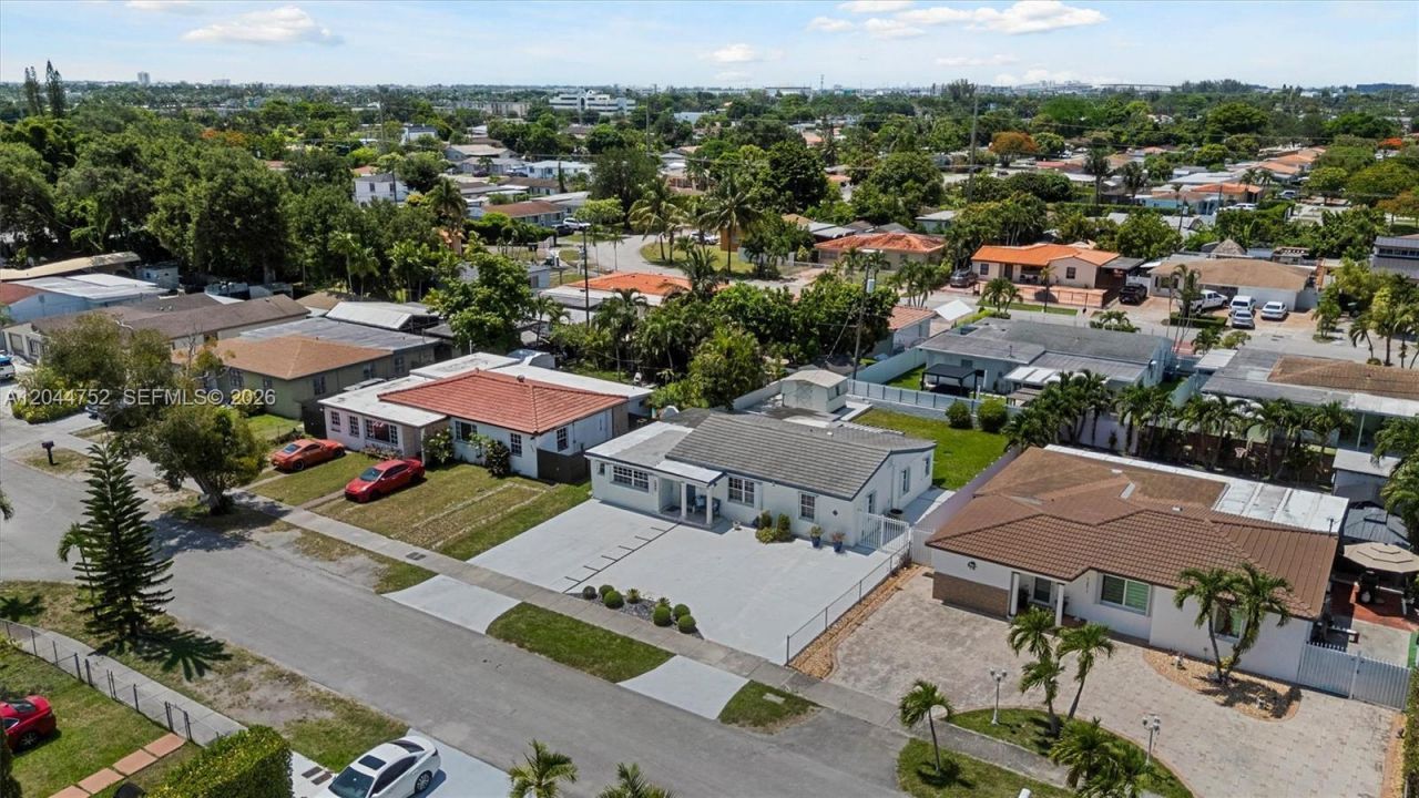 7281 SW 13th Ter , Miami, FL 33144 Photo