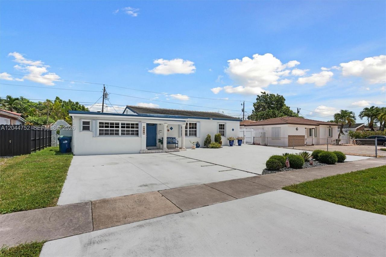 7281 SW 13th Ter , Miami, FL 33144 Photo