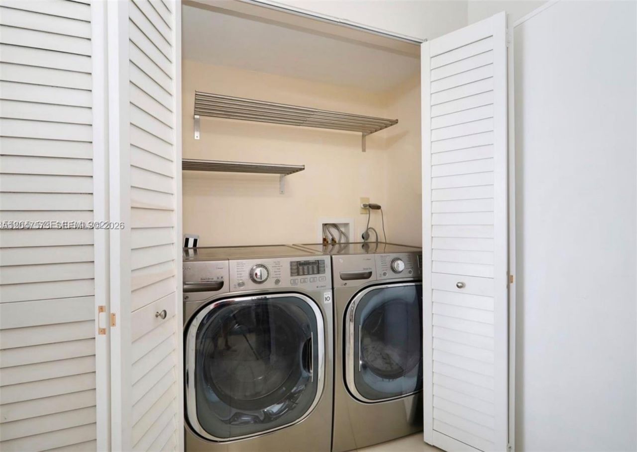 1700 NW N River Dr, Unit 804, Miami, FL 33125 Photo