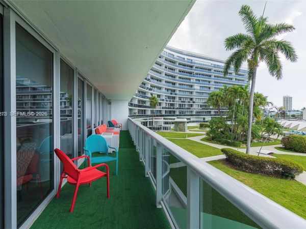 900 Bay Dr , Unit 224, Miami Beach, FL 33141