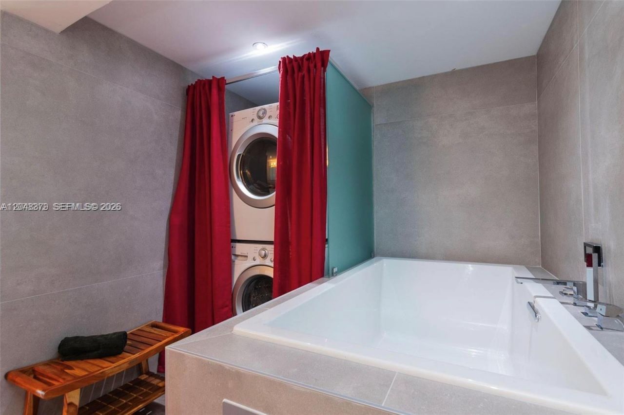 900 Bay Dr , Unit 224, Miami Beach, FL 33141 Photo