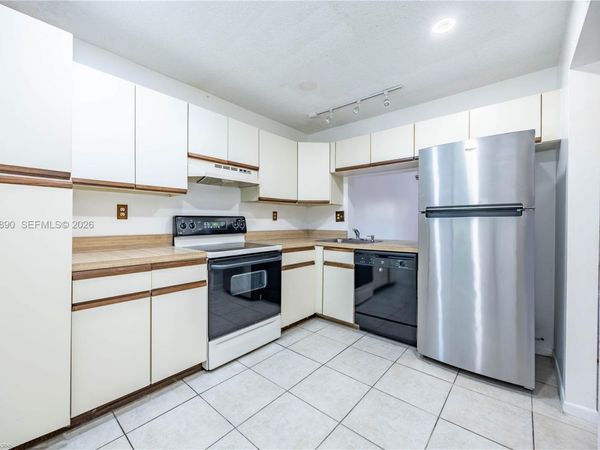 3135 S Carambola Cir S, Unit 2368, Coconut Creek, FL 33066