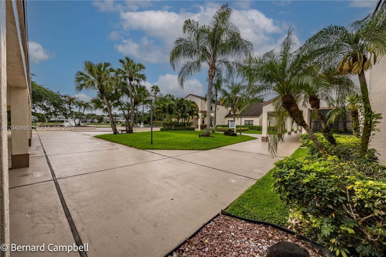 3135 S Carambola Cir S , Unit 2368, Coconut Creek, FL 33066 Photo