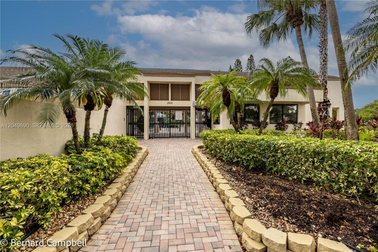 3135 S Carambola Cir S , Unit 2368, Coconut Creek, FL 33066 Photo