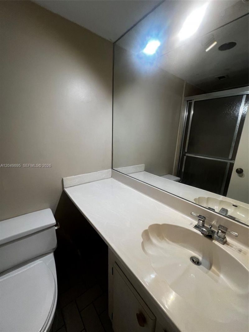 10000 W Bay Harbor Dr, Unit PH4, Bay Harbor Islands, FL 33154 Photo