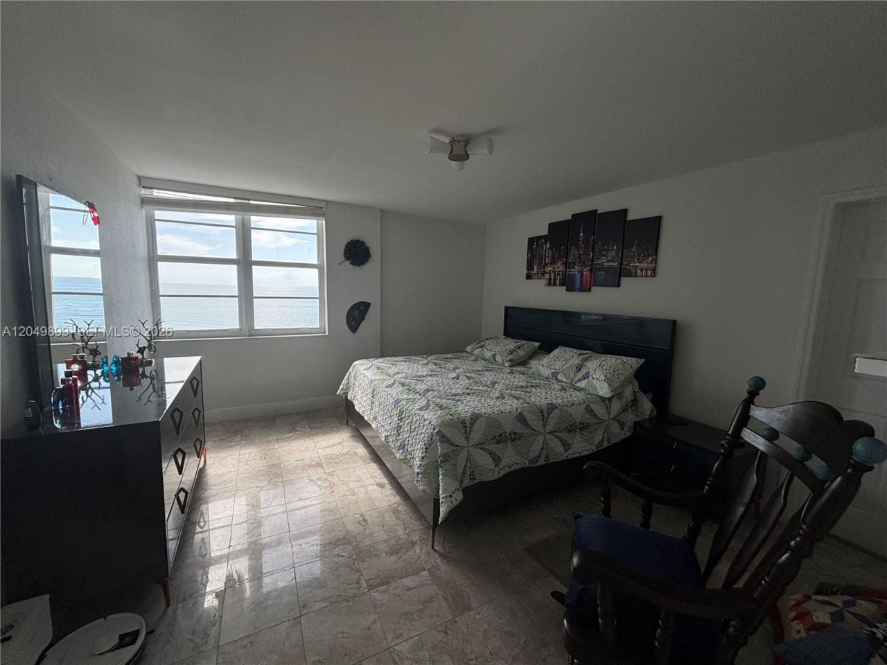 6450 Collins Ave , Unit 1207, Miami Beach, FL 33141 Photo