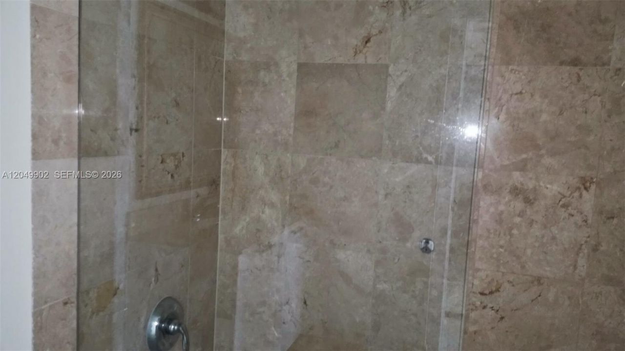 1800 N Bayshore Dr, Unit 3310, Miami, FL 33132 Photo