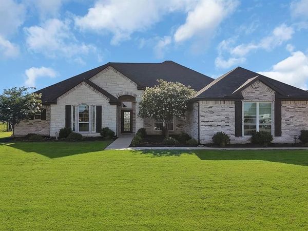 259 Durning Road, Van Alstyne, TX 75495