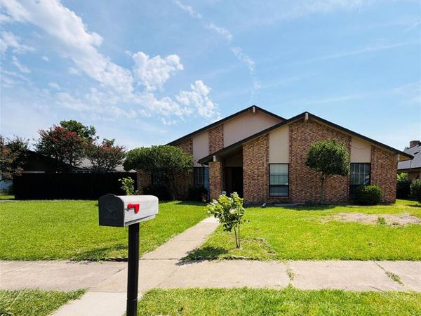 5218 Barcelona Drive, Garland, TX 75043