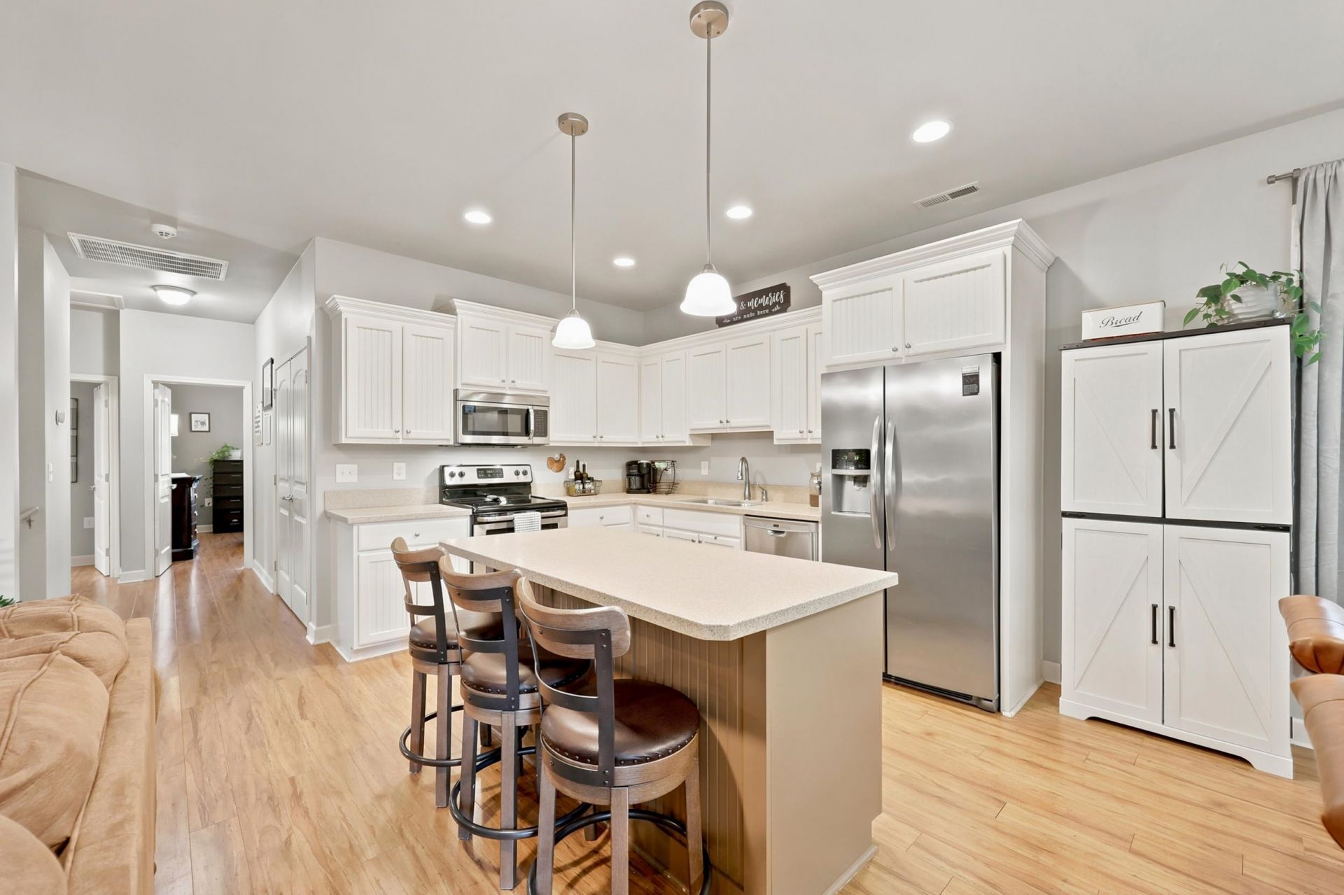 5174 Berkeley Ct. Photo 16