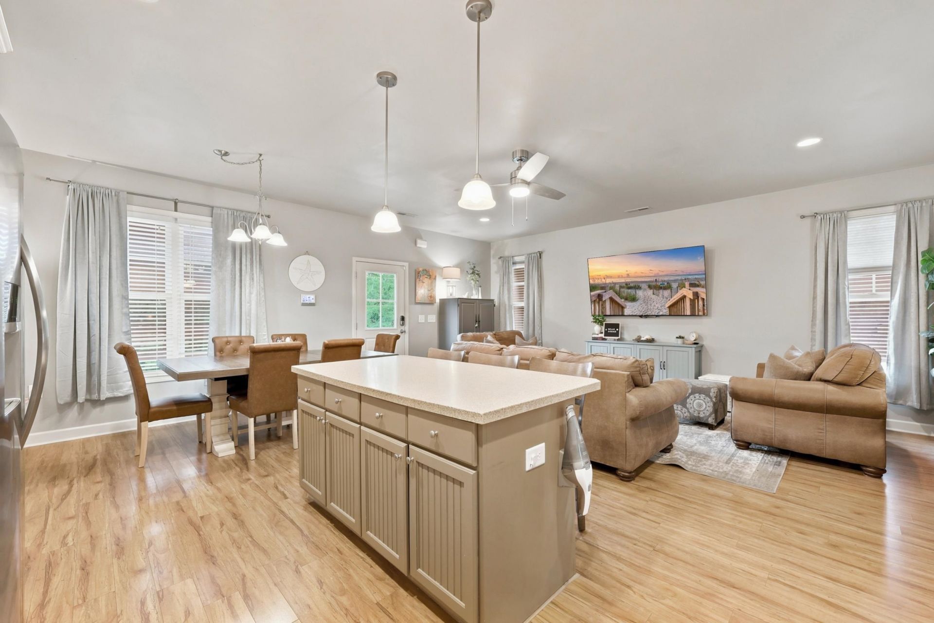 5174 Berkeley Ct. Photo 18