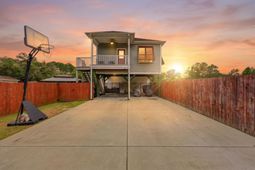 5174 Berkeley Ct. photo 4