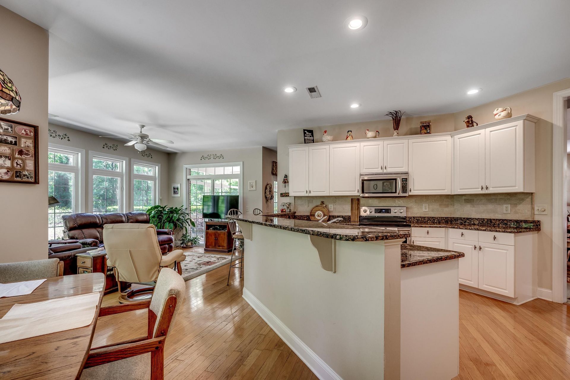 4363 Parkland Dr.  Photo 12