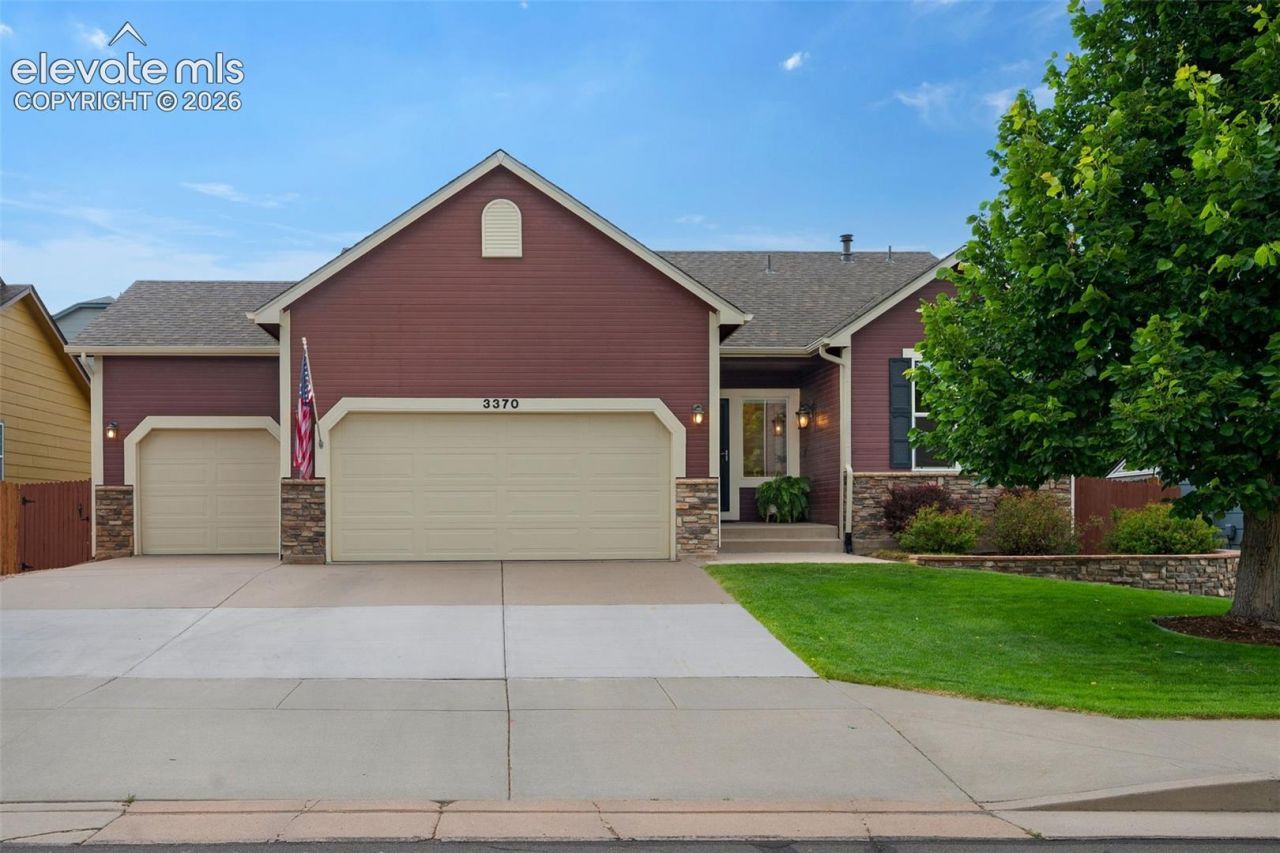 3370 Harbor Island Drive, Colorado Springs, CO 80920 Main Photo