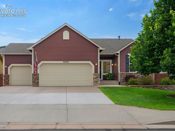 3370 Harbor Island Drive, Colorado Springs, CO 80920