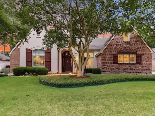 36 WOODSTONE Drive, Mandeville, LA 70448