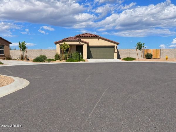 910 ECHO Court, Wickenburg, AZ 85390
