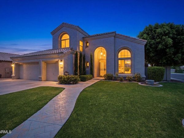 1894 E MINERAL Road, Gilbert, AZ 85234