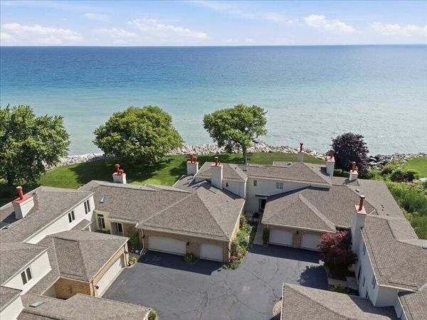 700 Waters Edge ROAD, Unit 23, Racine, WI 53402