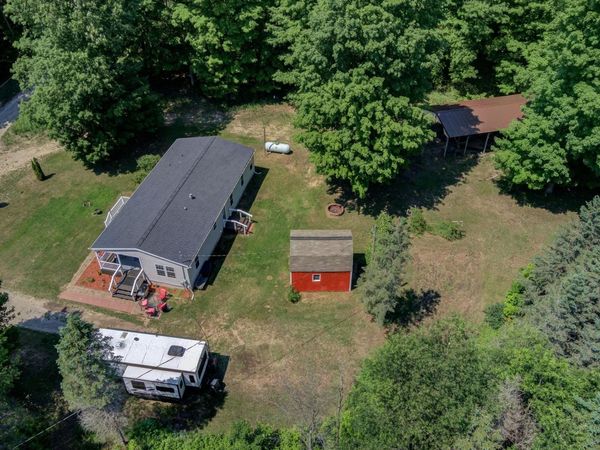 223 Pinecrest Lane, Beulah, MI 49617