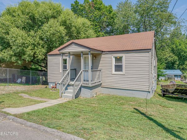 1013 E Drive , Knoxville, TN 37920