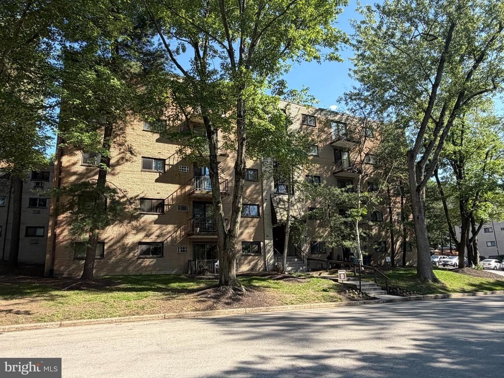 400 GLENDALE ROAD , HAVERTOWN, PA 19083