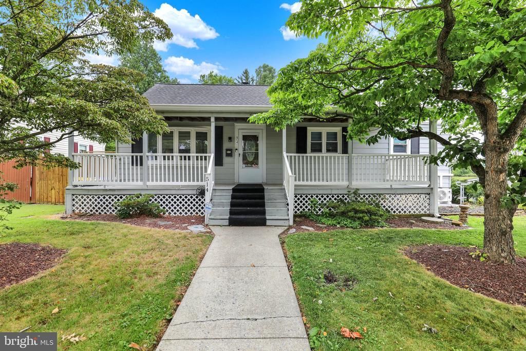 514 W HIGH STREET , WOMELSDORF, PA 19567