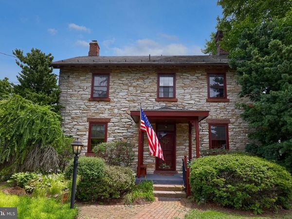 2401 S LINCOLN AVENUE, LEBANON, PA 17042