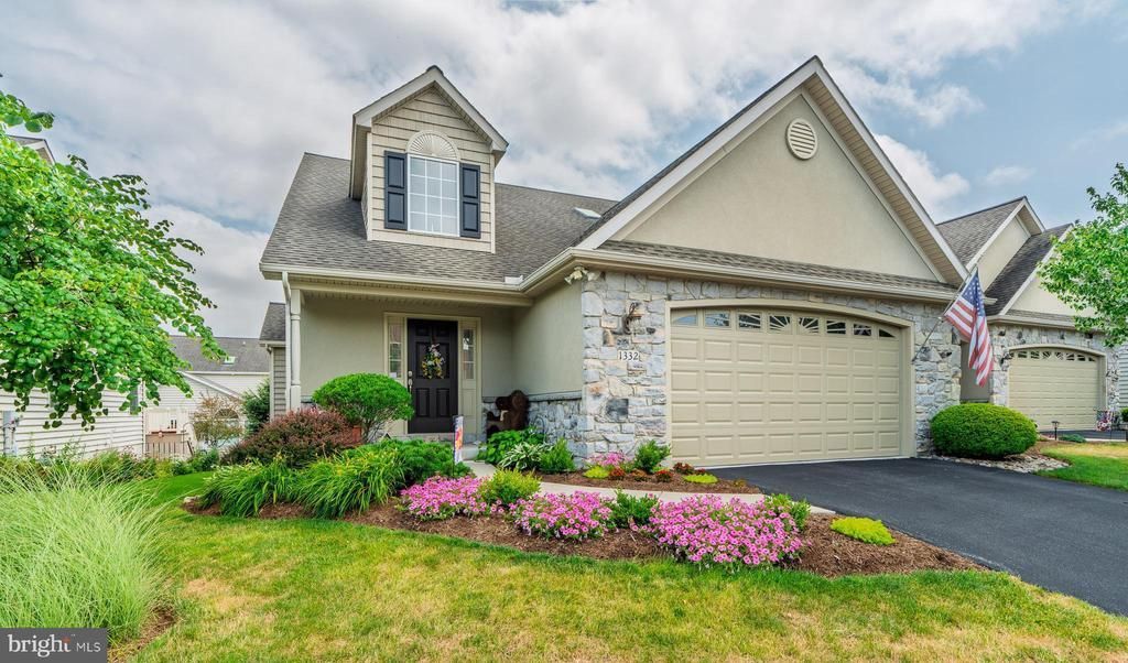 1332 Willow Creek Drive, Mount Joy, PA 17552 Main Photo