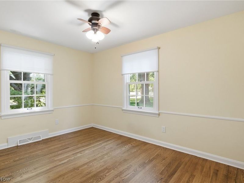 30210 Wolf Road , Bay Village, OH 44140 Photo 20