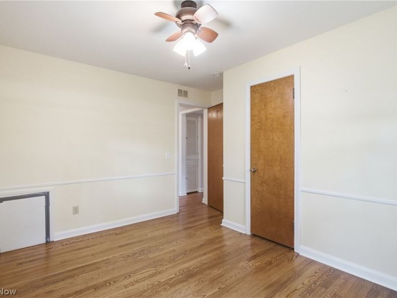 30210 Wolf Road , Bay Village, OH 44140 Photo 21