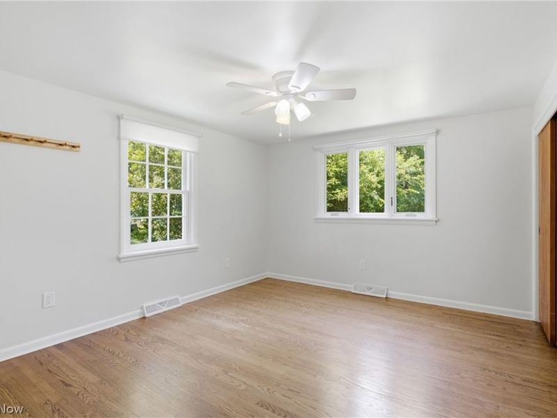 30210 Wolf Road , Bay Village, OH 44140 Photo 26