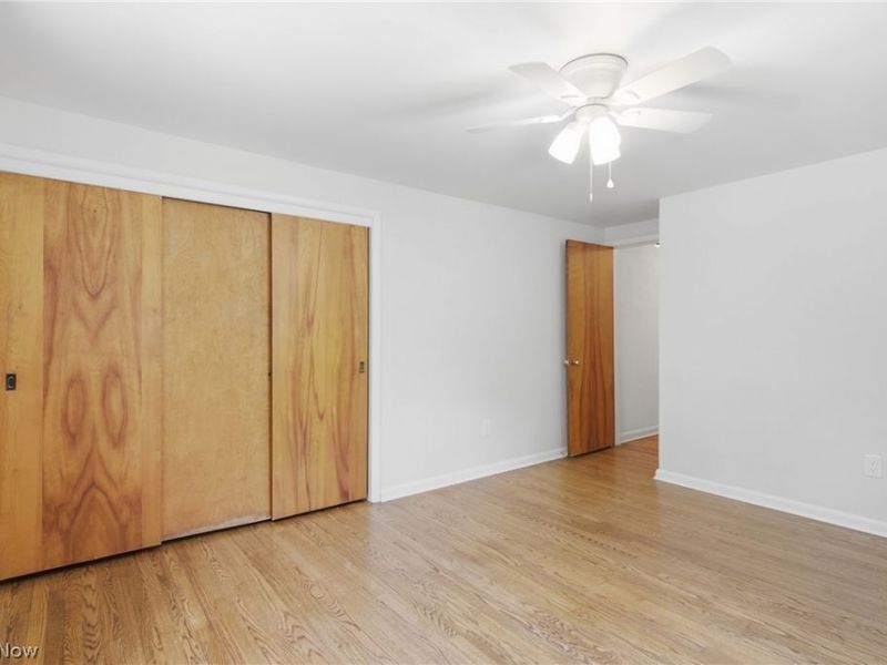 30210 Wolf Road , Bay Village, OH 44140 Photo 27