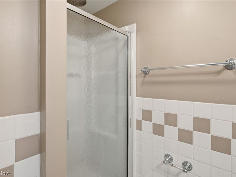 30210 Wolf Road , Bay Village, OH 44140 Photo 30