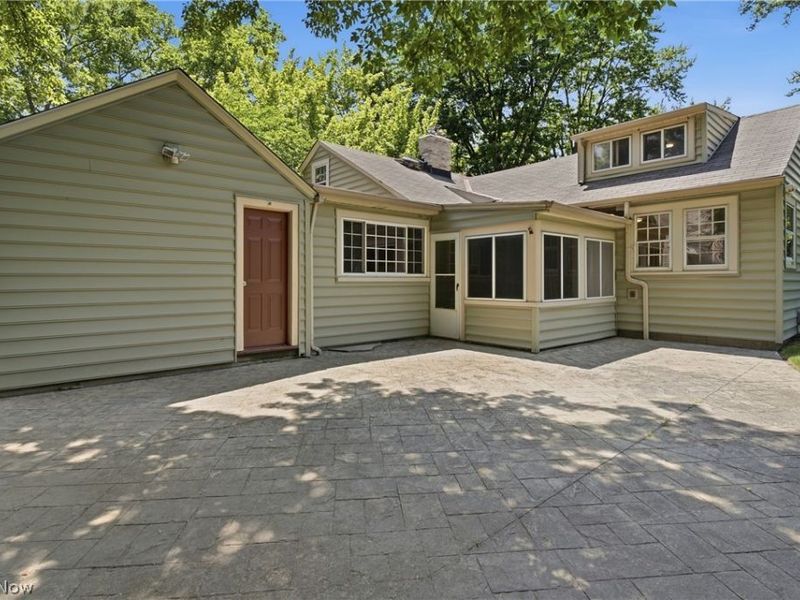 30210 Wolf Road , Bay Village, OH 44140 Photo 41
