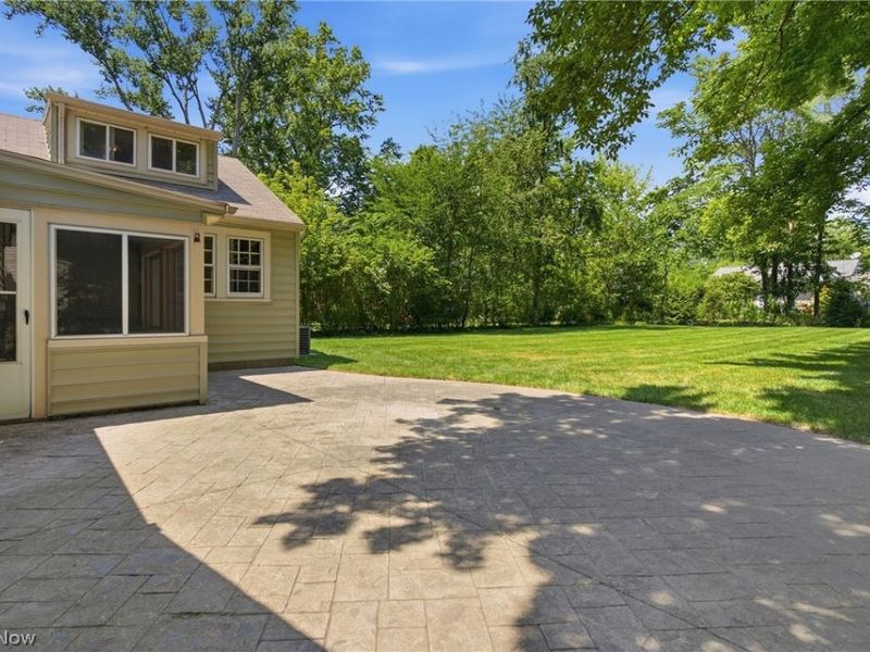30210 Wolf Road , Bay Village, OH 44140 Photo 42