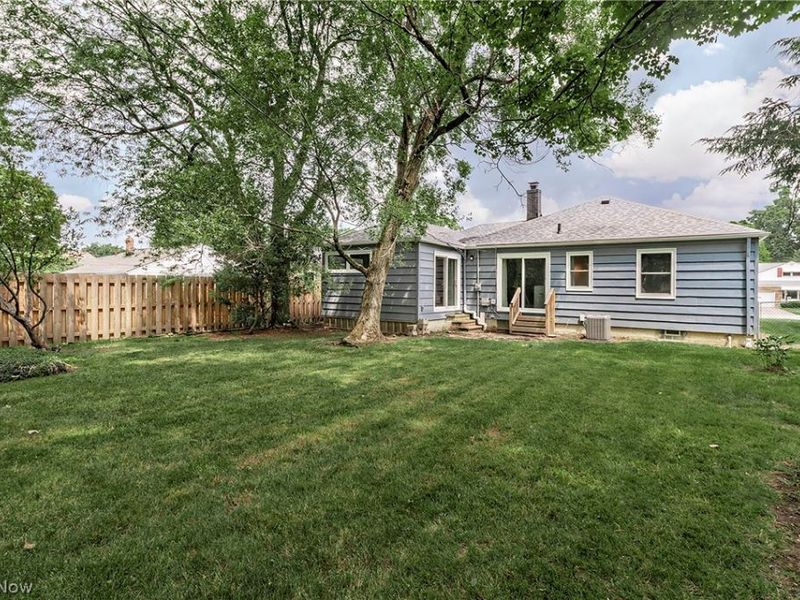 4932 S Sedgewick Road , Lyndhurst, OH 44124 Photo 25