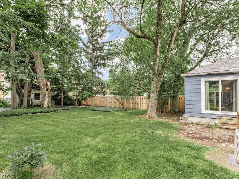 4932 S Sedgewick Road , Lyndhurst, OH 44124 Photo 26