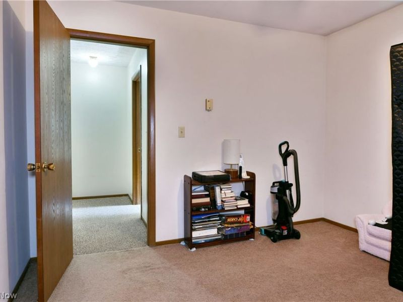 6940 Mahoning Avenue NW, Warren, OH 44481 Photo 45