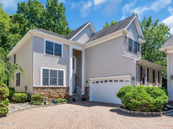 55 Sydney Court, Atlantic Highlands, NJ 07716