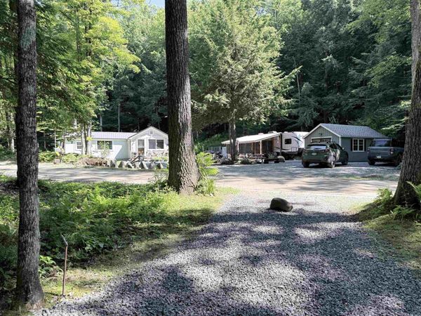 729 Davis Road, Cavendish, VT 05142