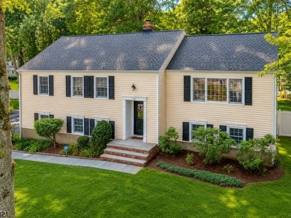 69 Jones Dr, New Providence, NJ 07974